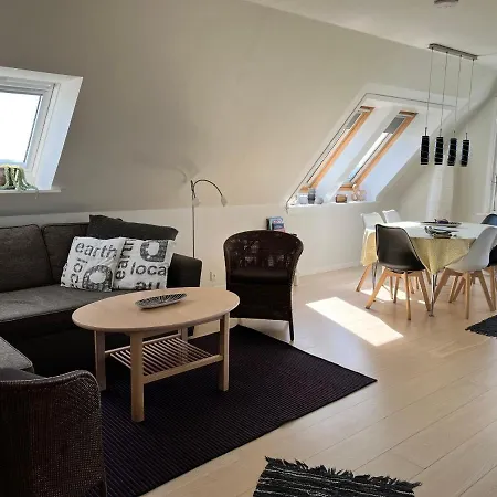 Ruhetgaard Bed & Kitchen לינה וארוחת בוקר Ærøskøbing